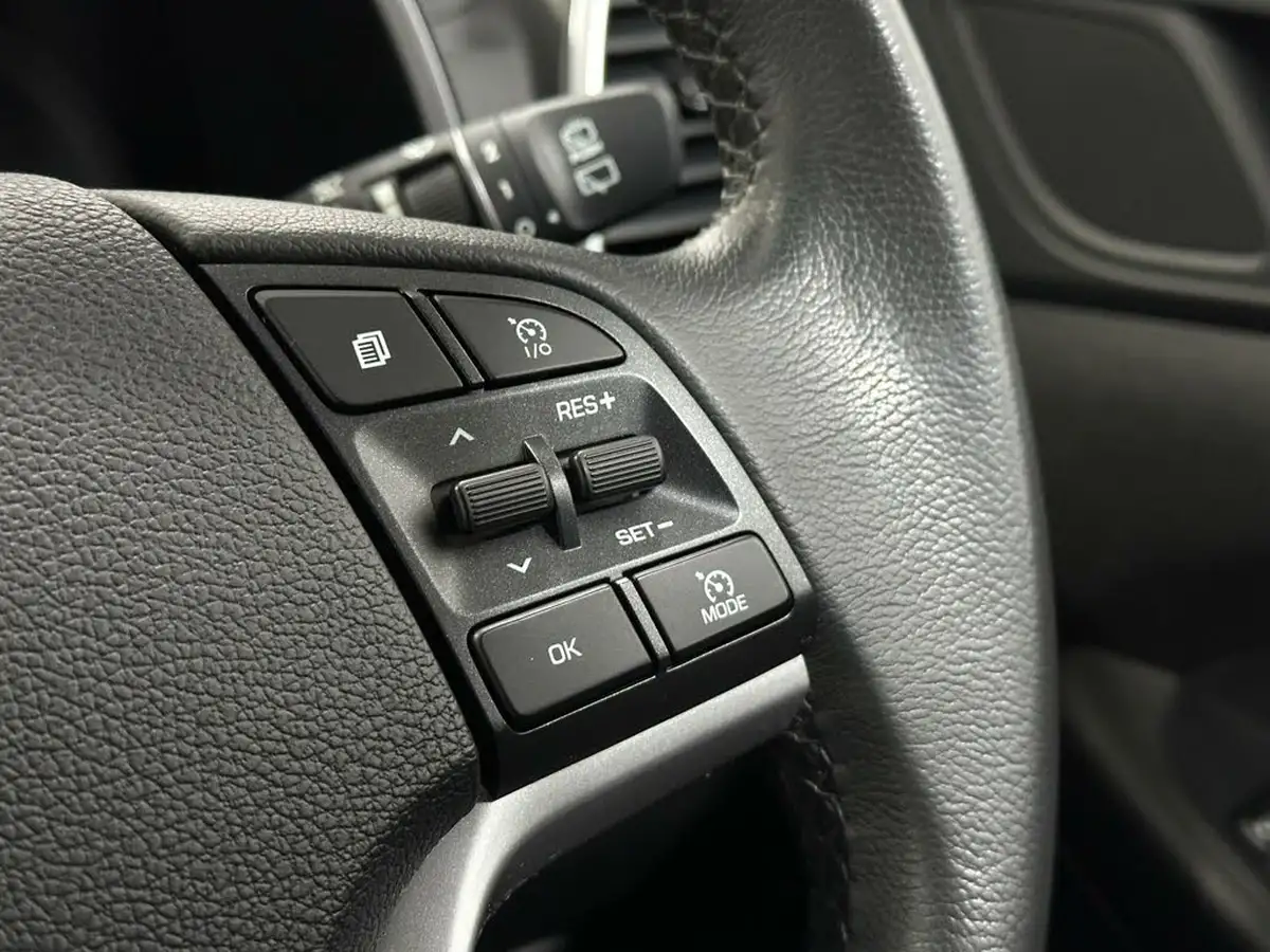2019-hyundai-tucson-16crdi-premium-136ps-dct-big-14