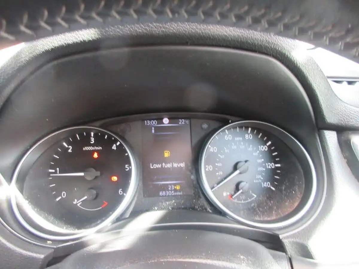 2017-nissan-qashqai-15dci-n-connecta-big-9