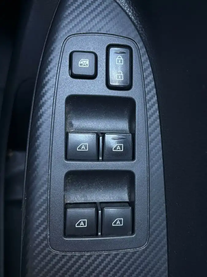 2019-mitsubishi-eclipse-cross-15-3-big-21