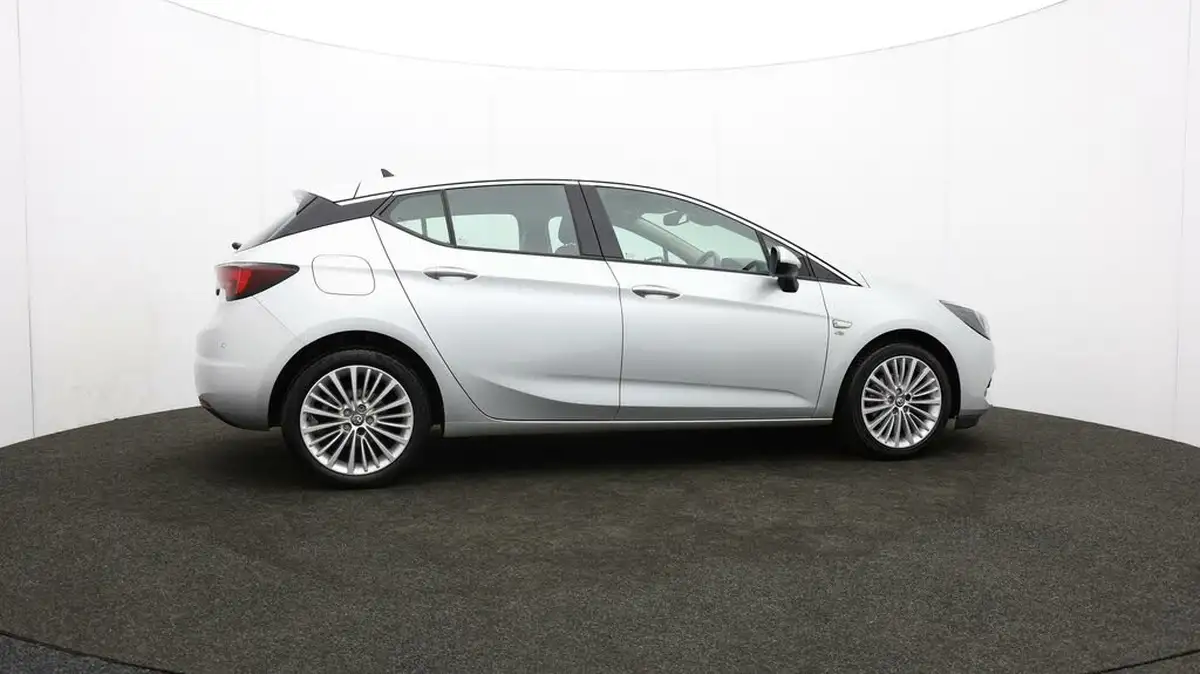 2020-vauxhall-astra-12-turbo-elite-nav-big-34