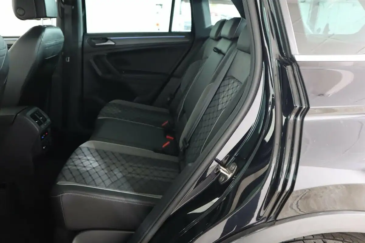 2021-volkswagen-tiguan-15-tsi-r-line-big-15