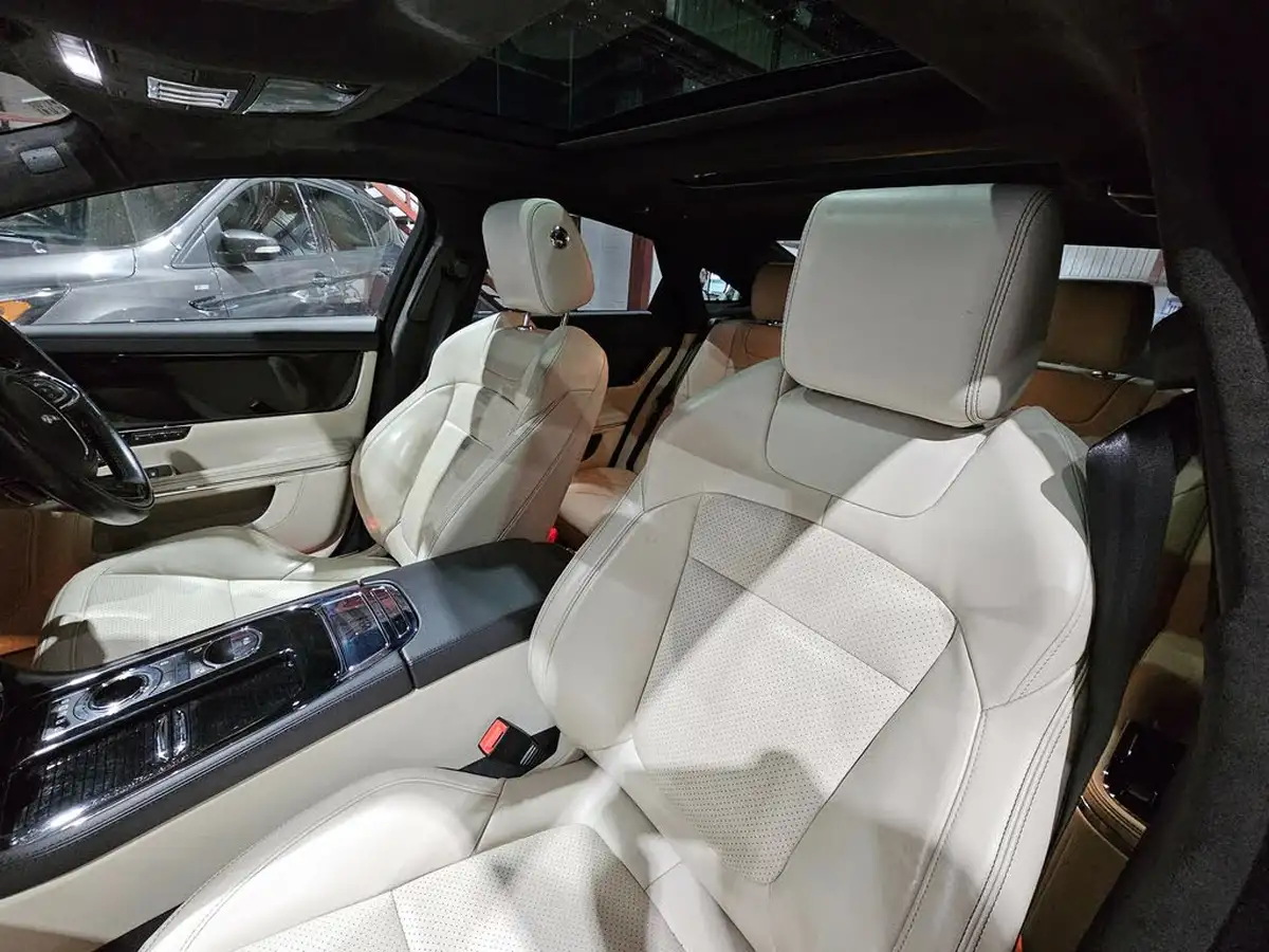 2016-jaguar-xj-series-30td-xj-r-sport-30tdv6-296bhp-big-23