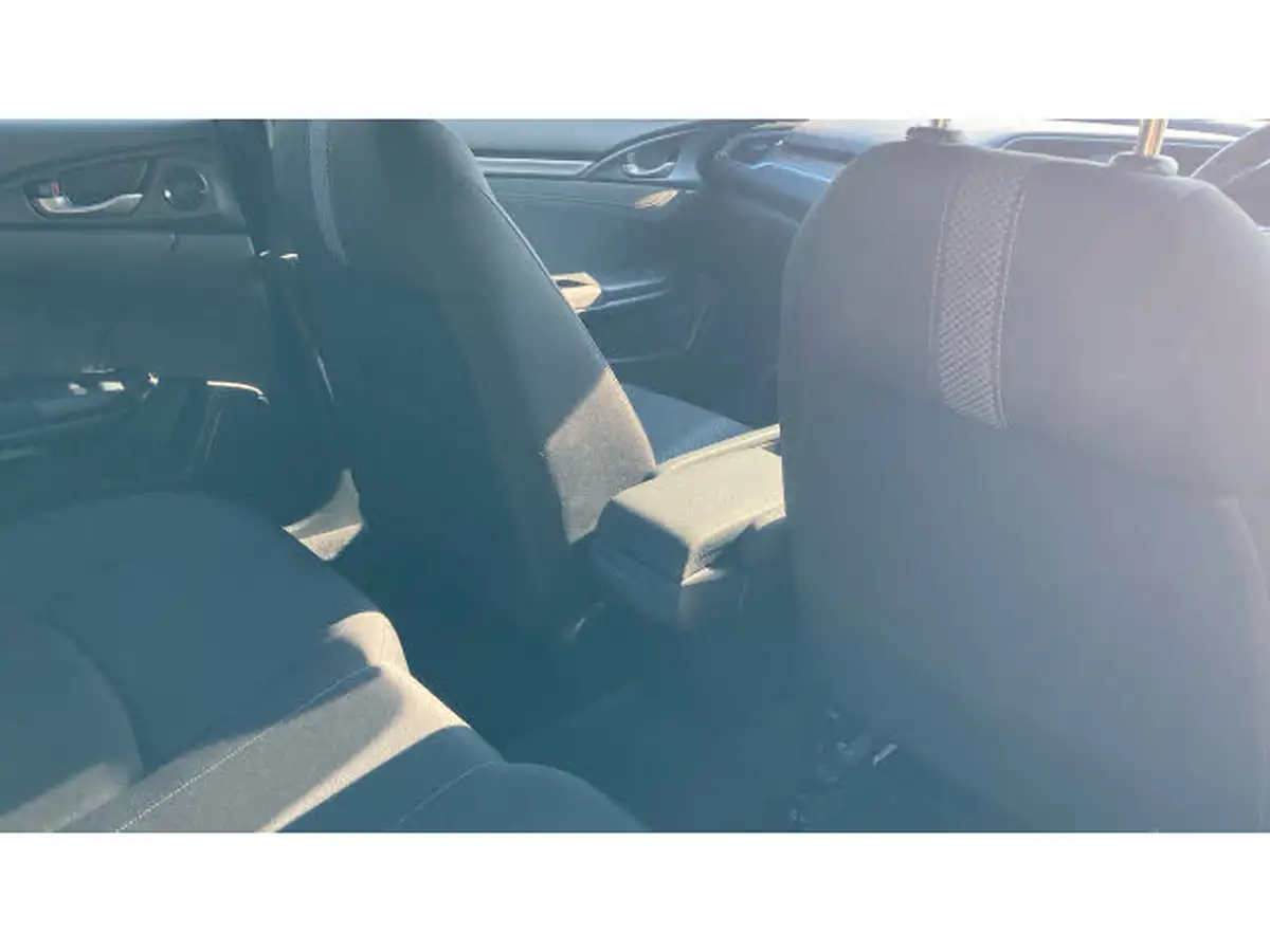 2021-honda-civic-10-vtec-turbo-se-hatchback-5d-big-26