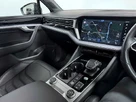 2022-volkswagen-touareg-30tsi-black-edition-small-32