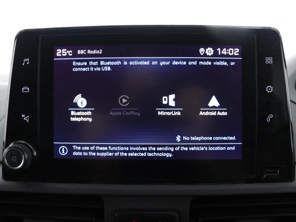 2019-peugeot-partner-16bluehdi-1000-professional-big-15