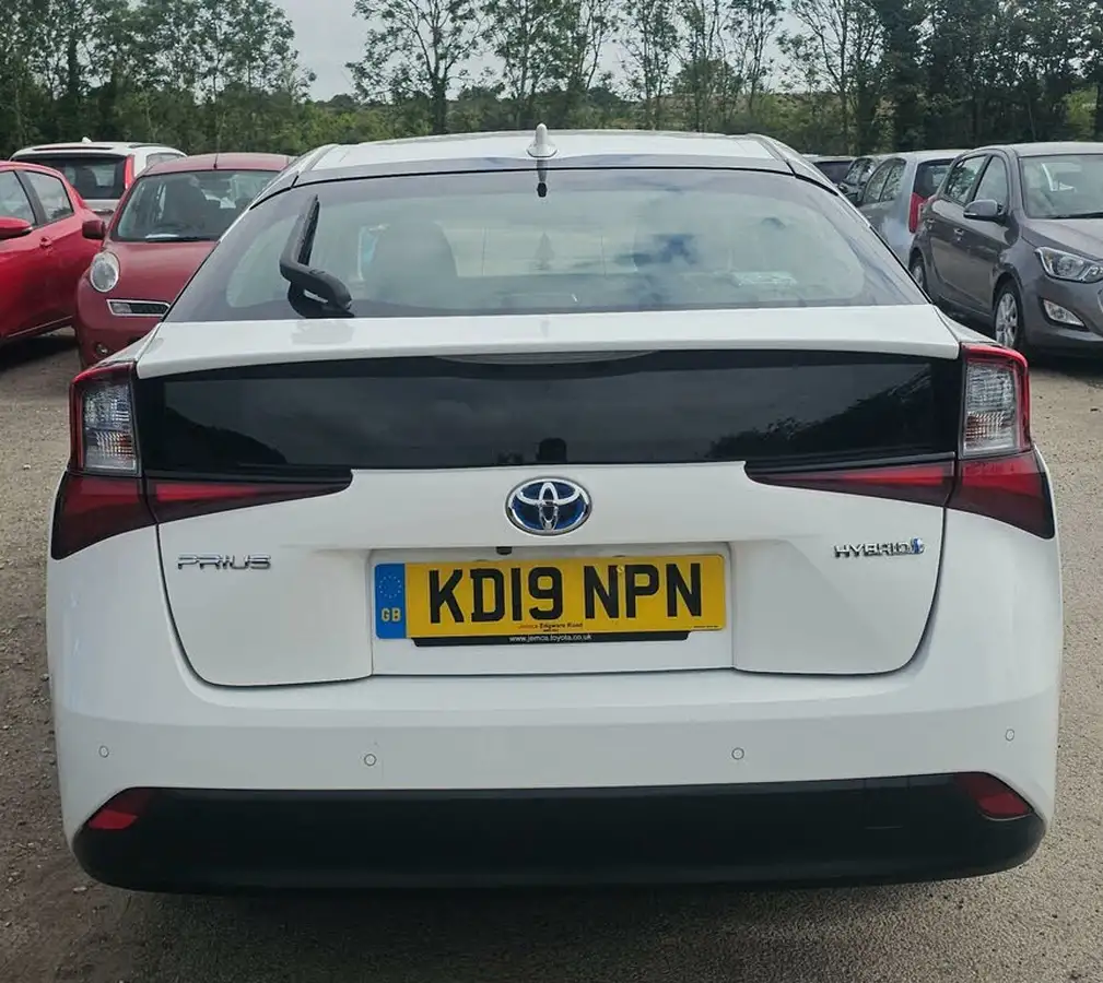 2019-toyota-prius-18-vvt-i-business-edition-plus-cvt-big-11