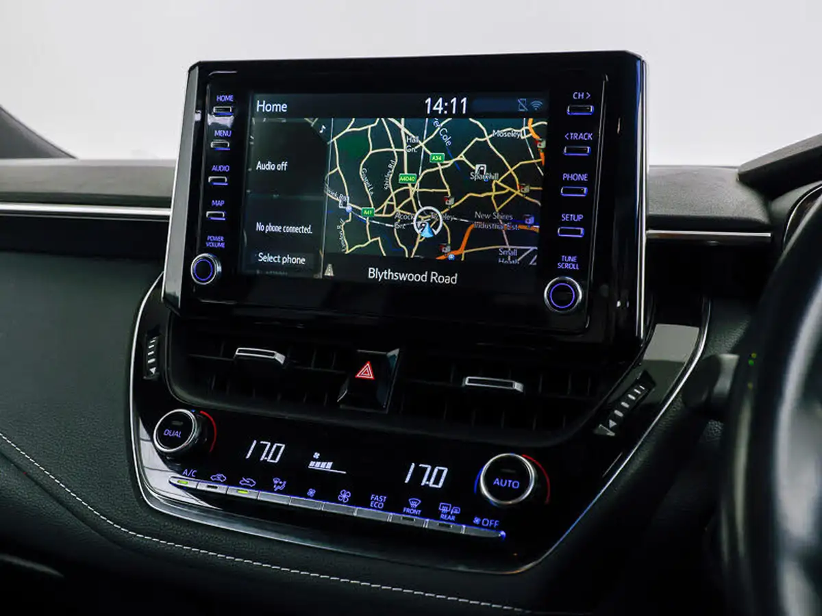 2020-toyota-corolla-20-vvt-i-design-spare-wheel-hatchback-big-9