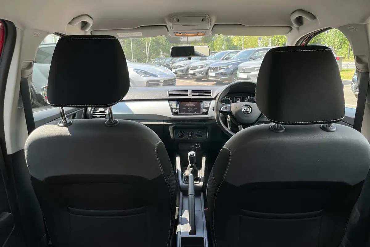 2019-skoda-fabia-10-tsi-colour-edition-big-17