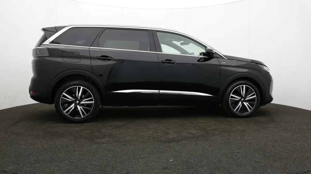 2021-peugeot-5008-suv-12-puretech-gt-premium-big-35