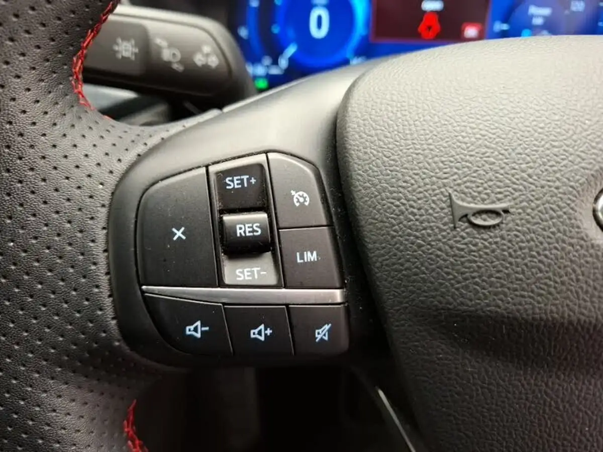 2023-ford-kuga-25t-st-line-edition-190ps-fhev-big-14