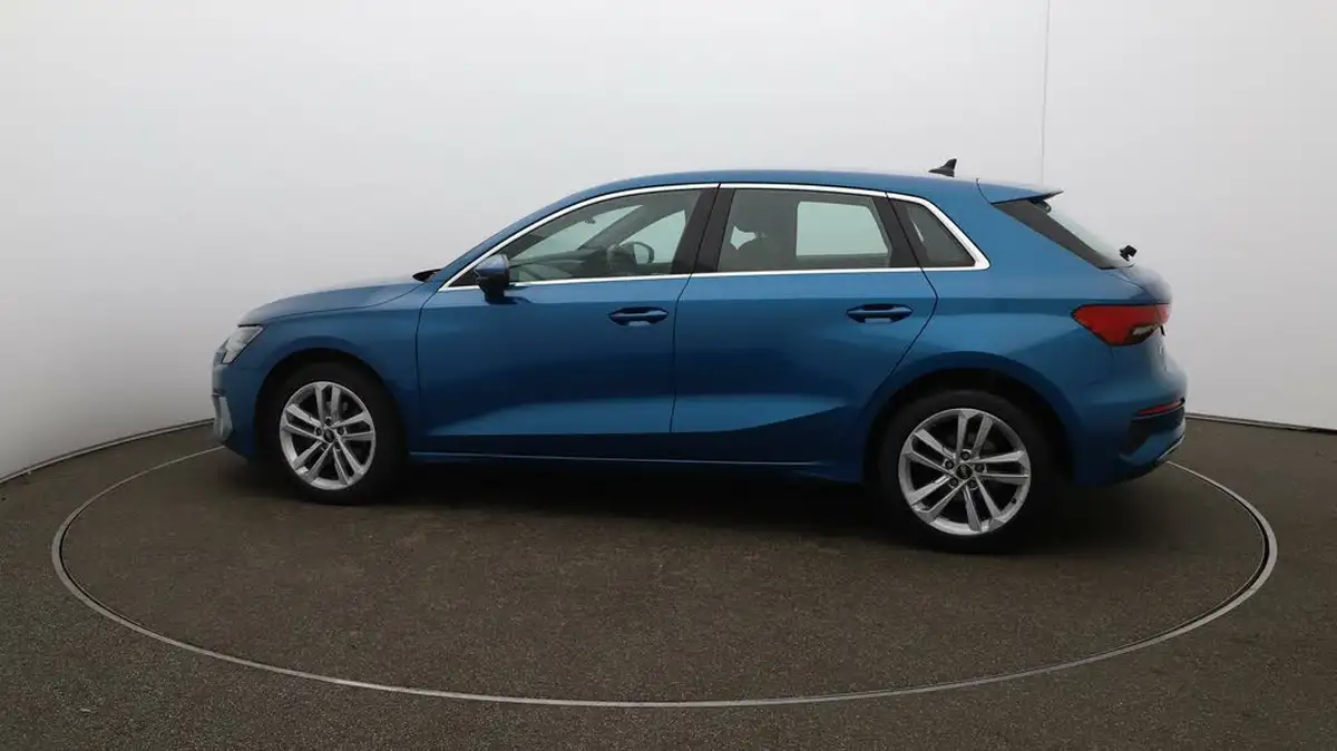 2022-audi-a3-15-35-tfsi-sportback-5d-s-tronic-big-54