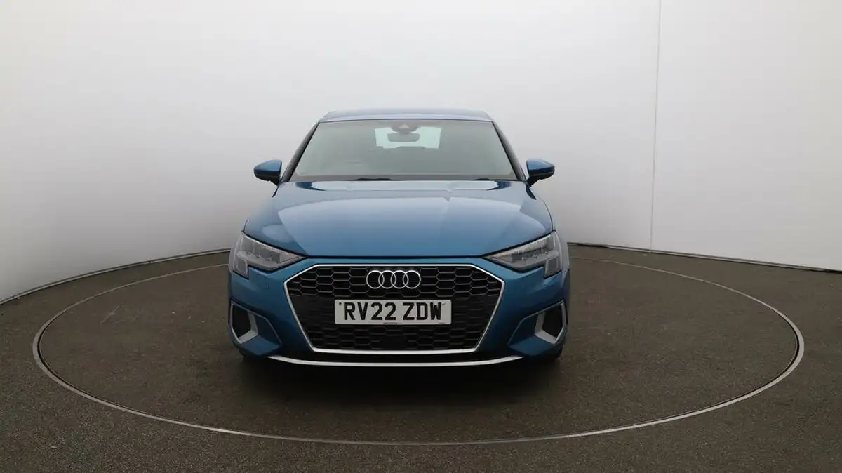 2022-audi-a3-15-35-tfsi-sportback-5d-s-tronic-big-2