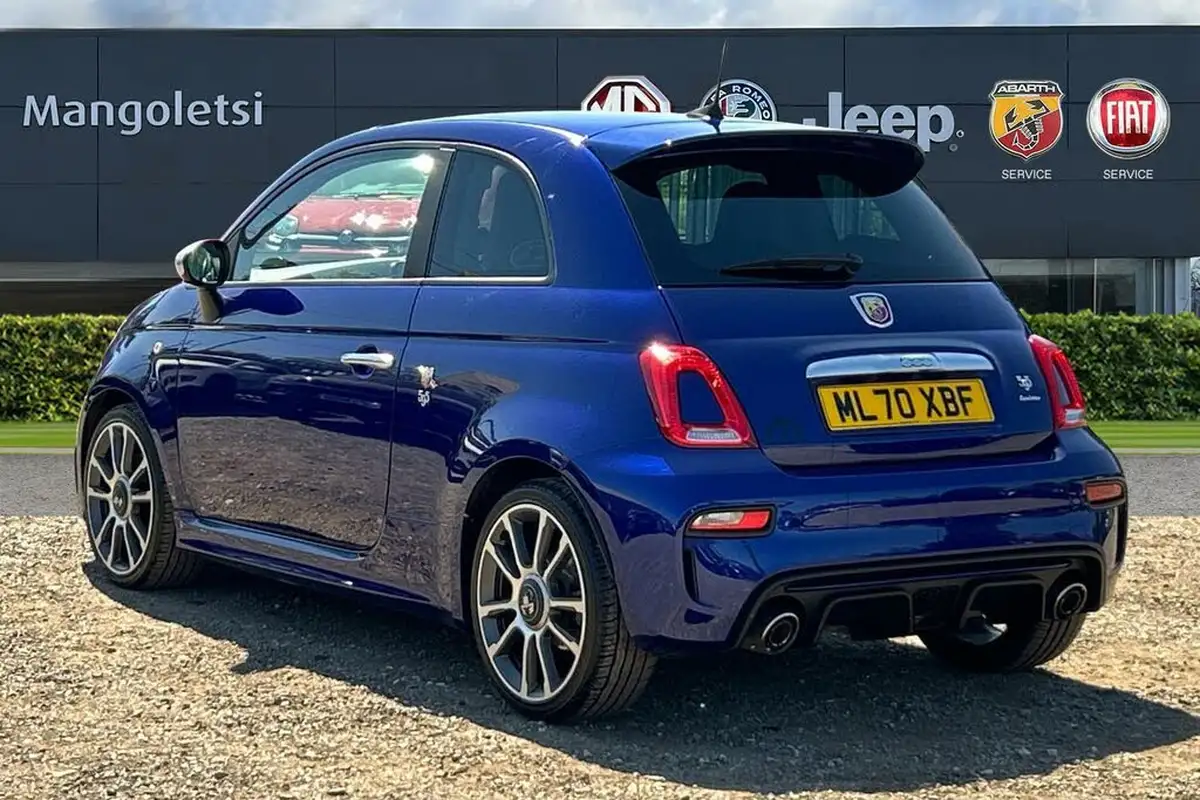 2020-abarth-595-14-tjet-turismo-70th-big-2