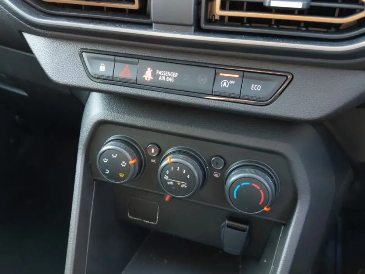 2024-dacia-sandero-stepway-10-tce-expression-90bhp-big-13