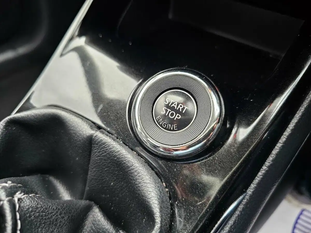 2018-nissan-pulsar-12-dig-t-n-connecta-ss-big-24