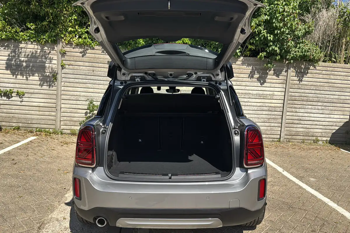 2023-mini-countryman-15-cooper-classic-premium-big-18