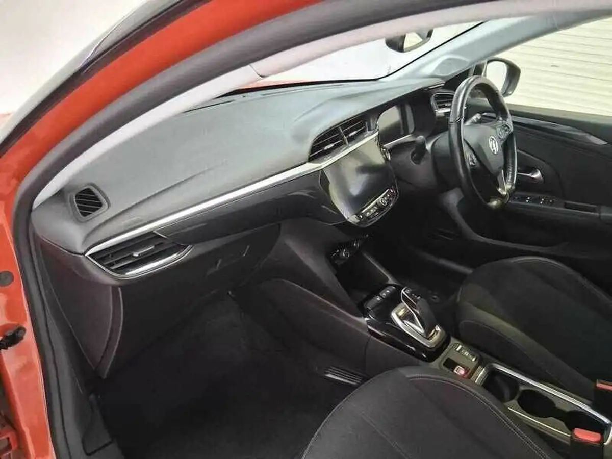 2020-vauxhall-corsa-e-elite-nav-74kw-big-12