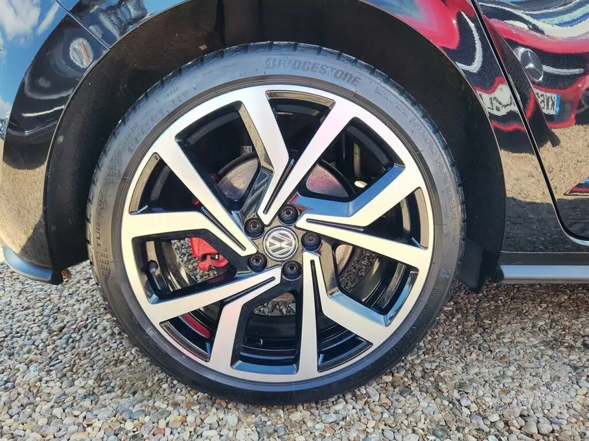 2019-volkswagen-polo-20-tsi-gti-big-18