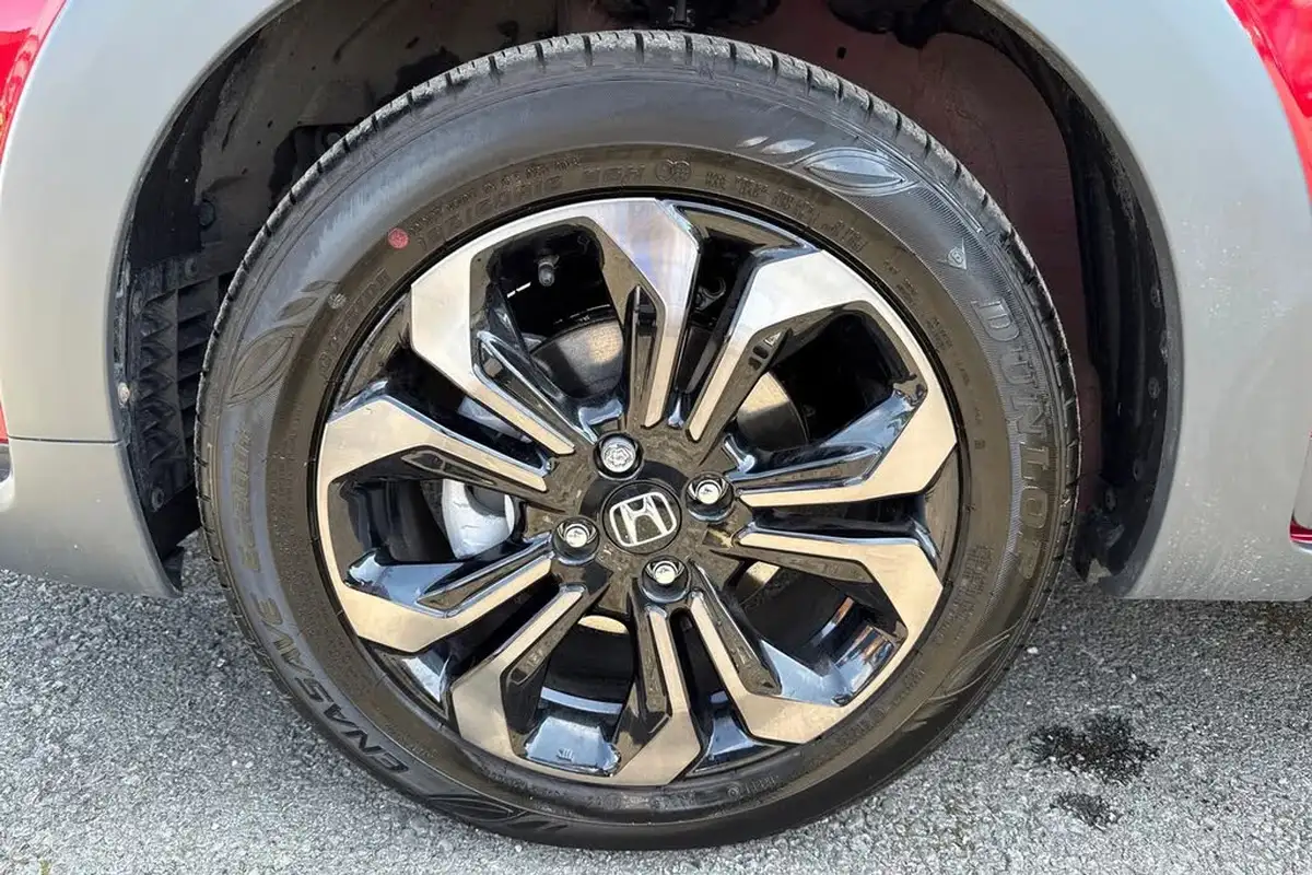 2024-honda-jazz-15-i-mmd-crosstar-advance-big-12