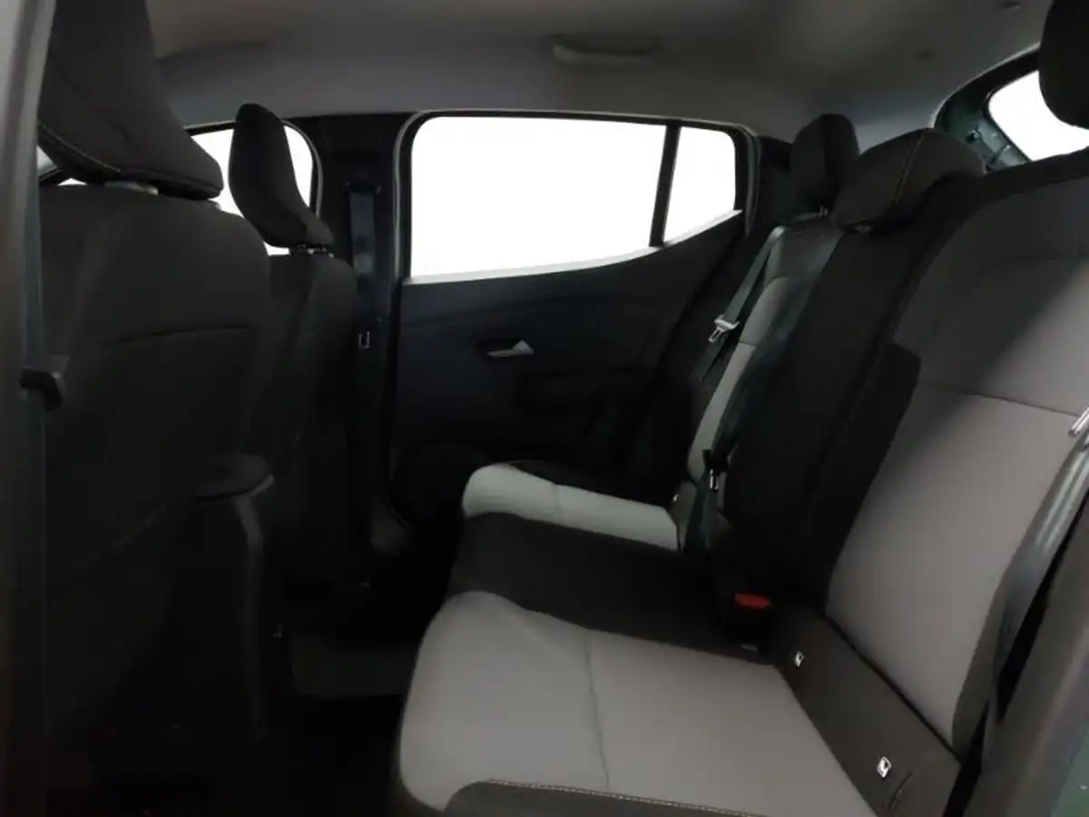 2024-dacia-sandero-stepway-10-tce-extreme-90bhp-big-5