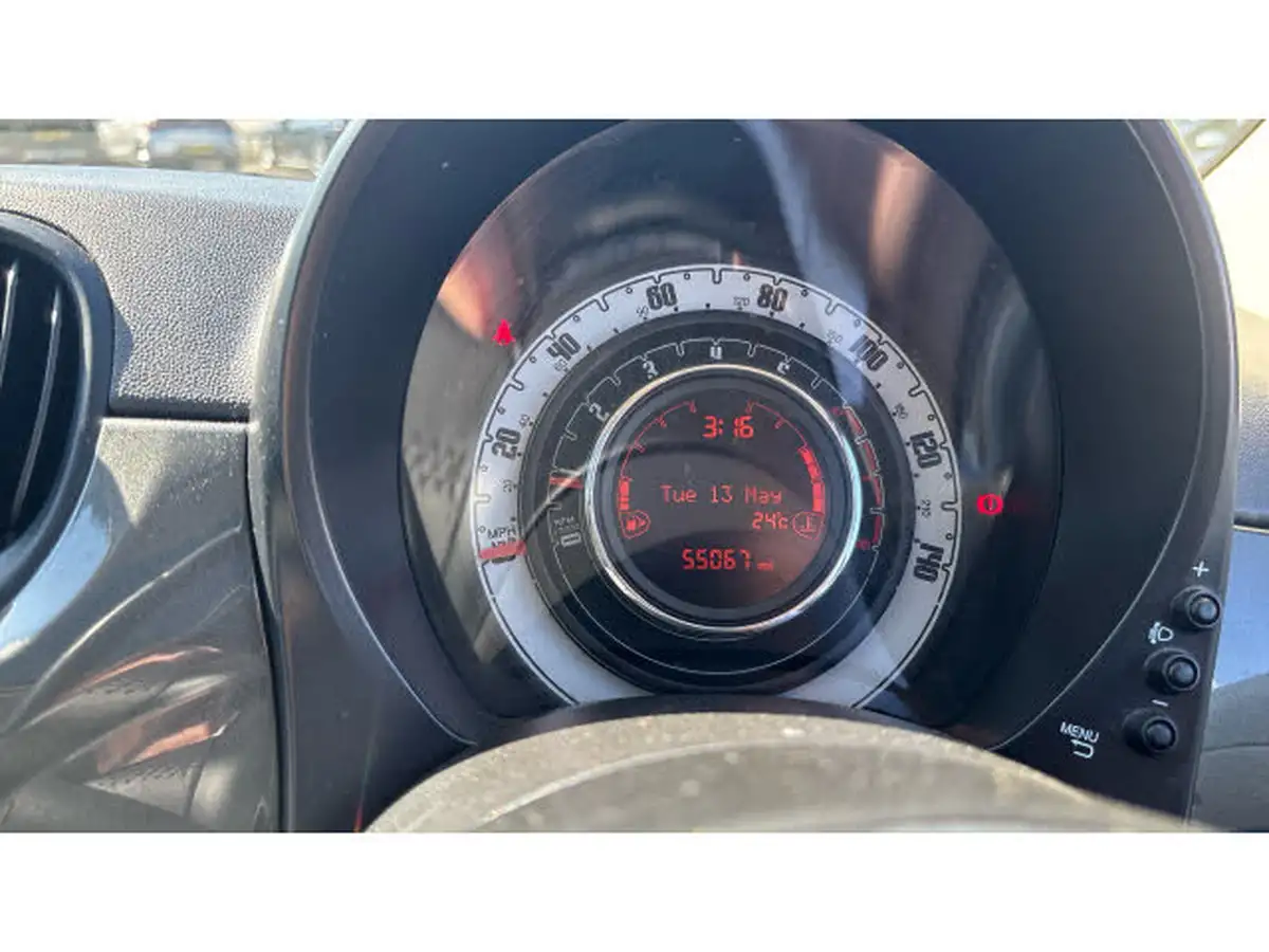 2016-fiat-500-12-lounge-big-17