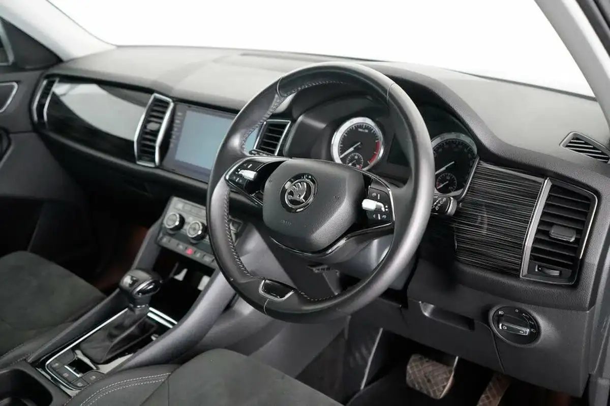 2020-skoda-kodiaq-15-tsi-se-l-dsg-big-38
