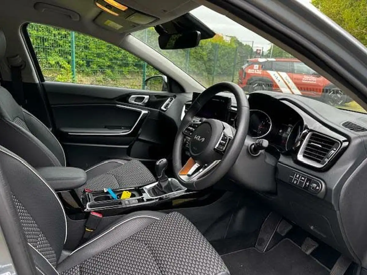 2024-kia-xceed-15-t-gdi-3-big-6