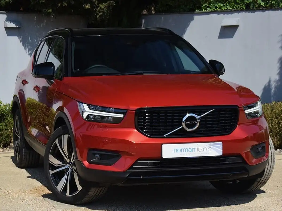 2022-volvo-xc40-15-t5-r-design-pro-big-7