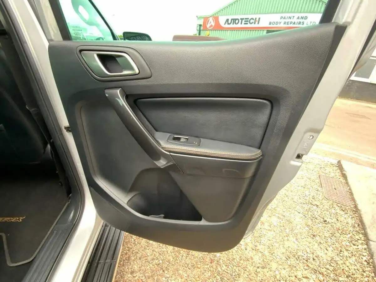 2020-ford-ranger-32td-wildtrak-auto-big-29