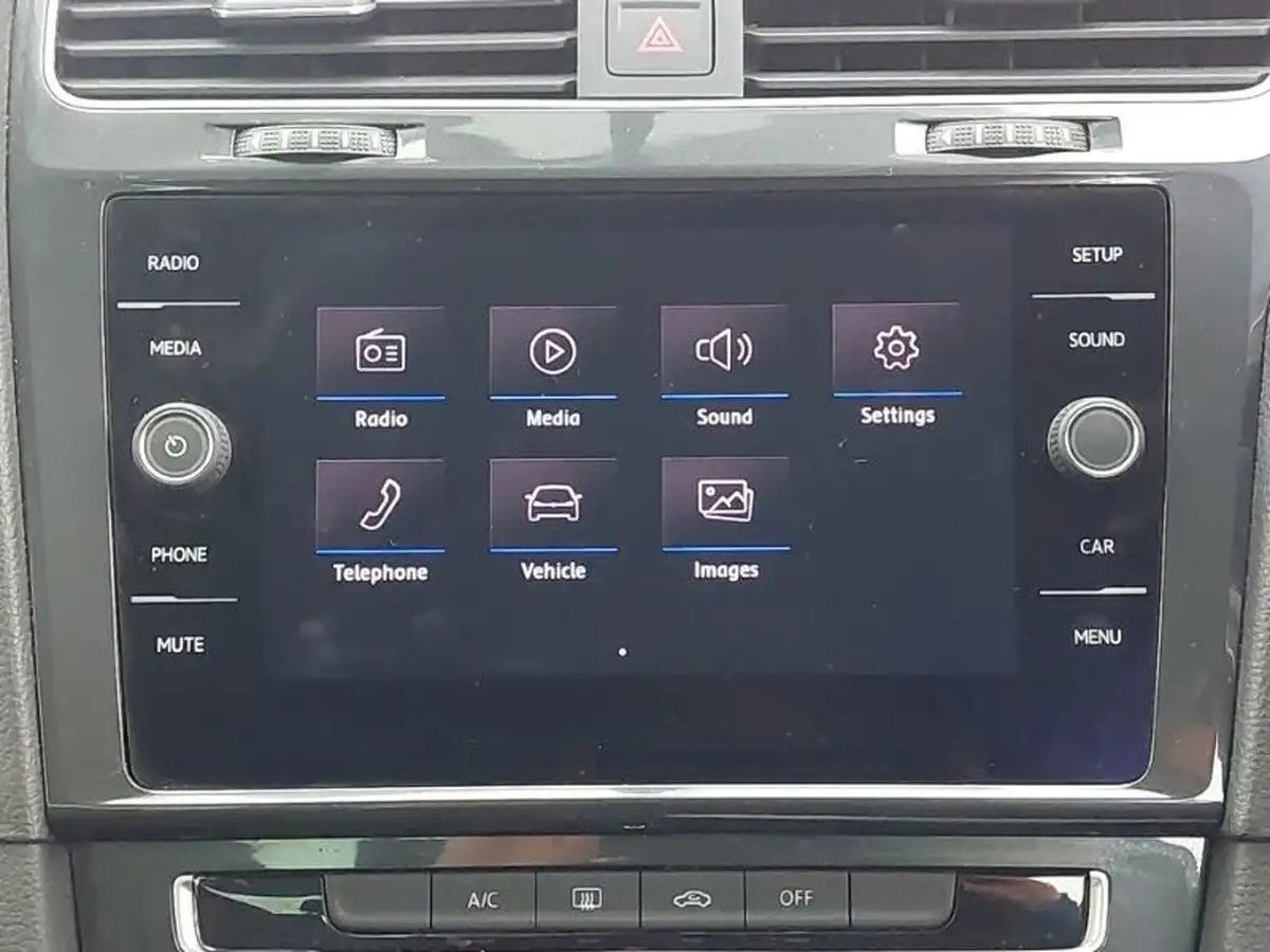 2020-volkswagen-golf-16tdi-s-hatchback-5d-big-15