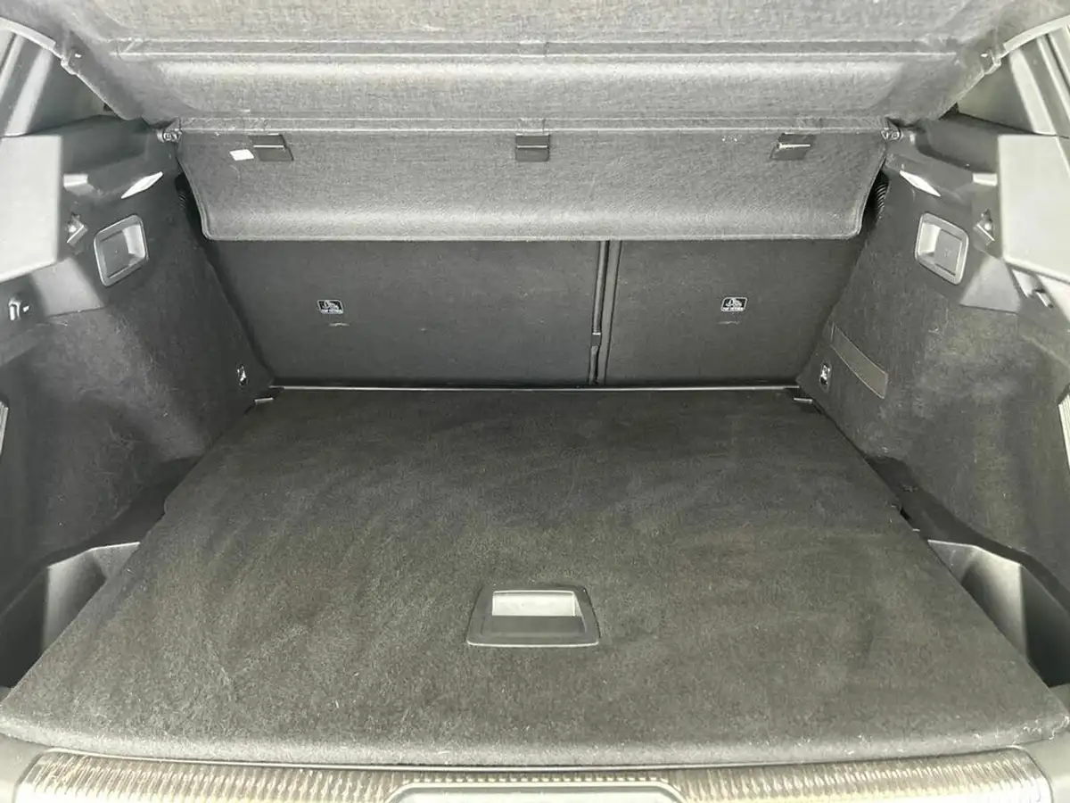 2022-ds-ds-7-crossback-16-puretech-performance-line-180ps-big-30
