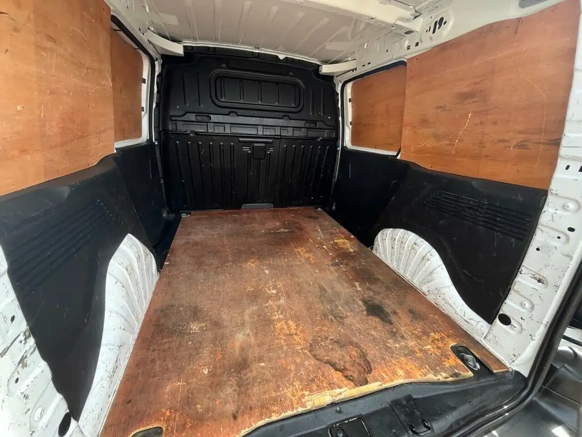 2022-toyota-proace-city-15d-active-big-33