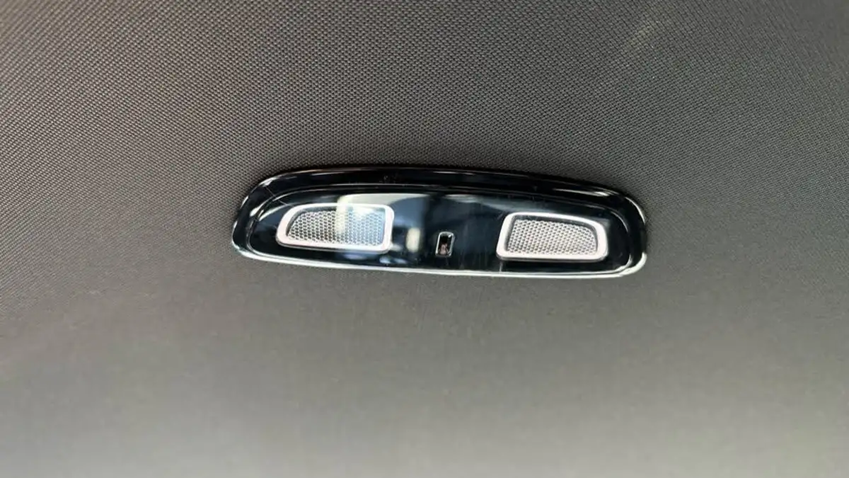 2024-volvo-xc60-20-b5-plus-black-edition-big-28