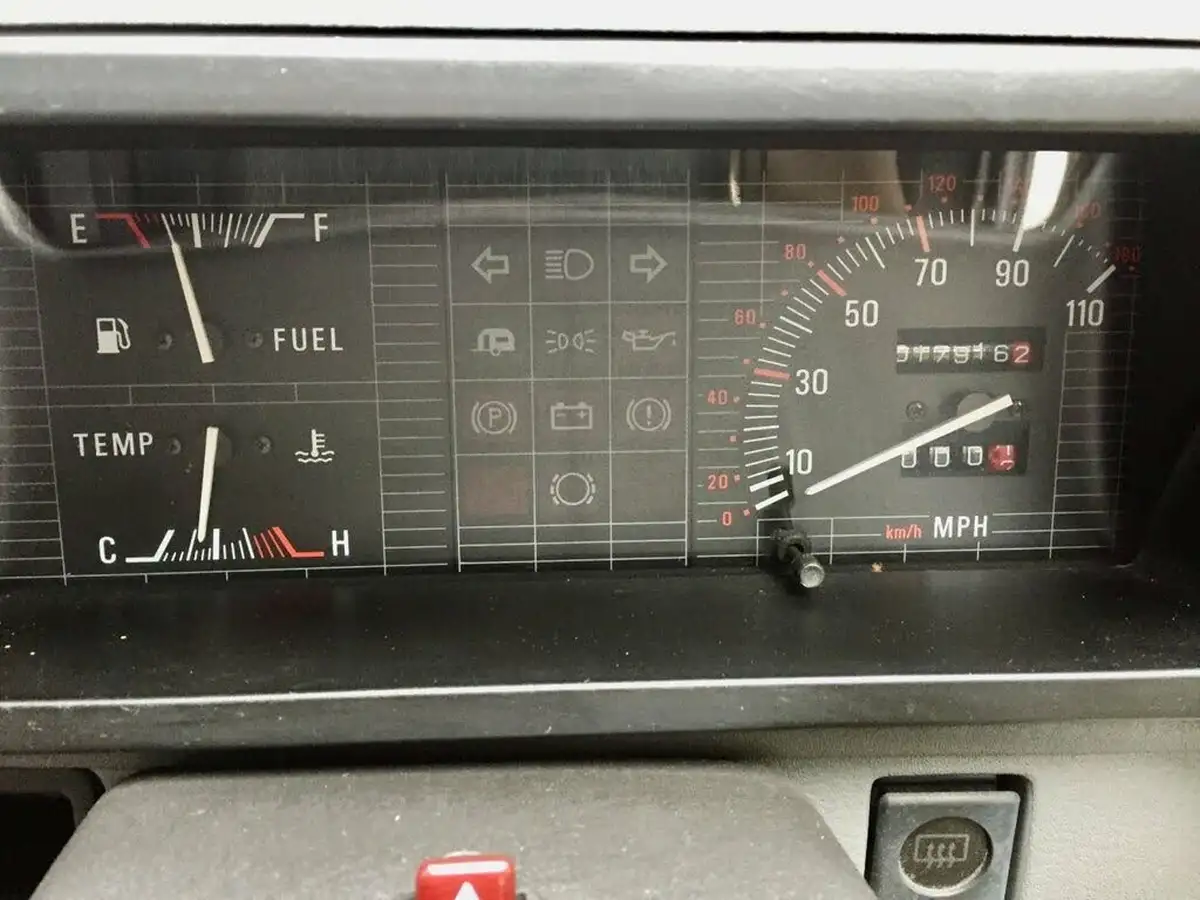 1991-rover-metro-big-9