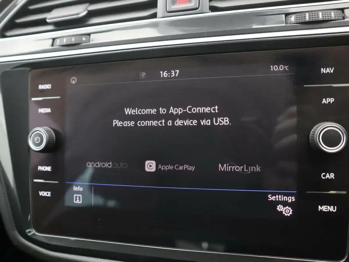 2019-volkswagen-tiguan-15-tsi-se-navigation-130ps-big-20