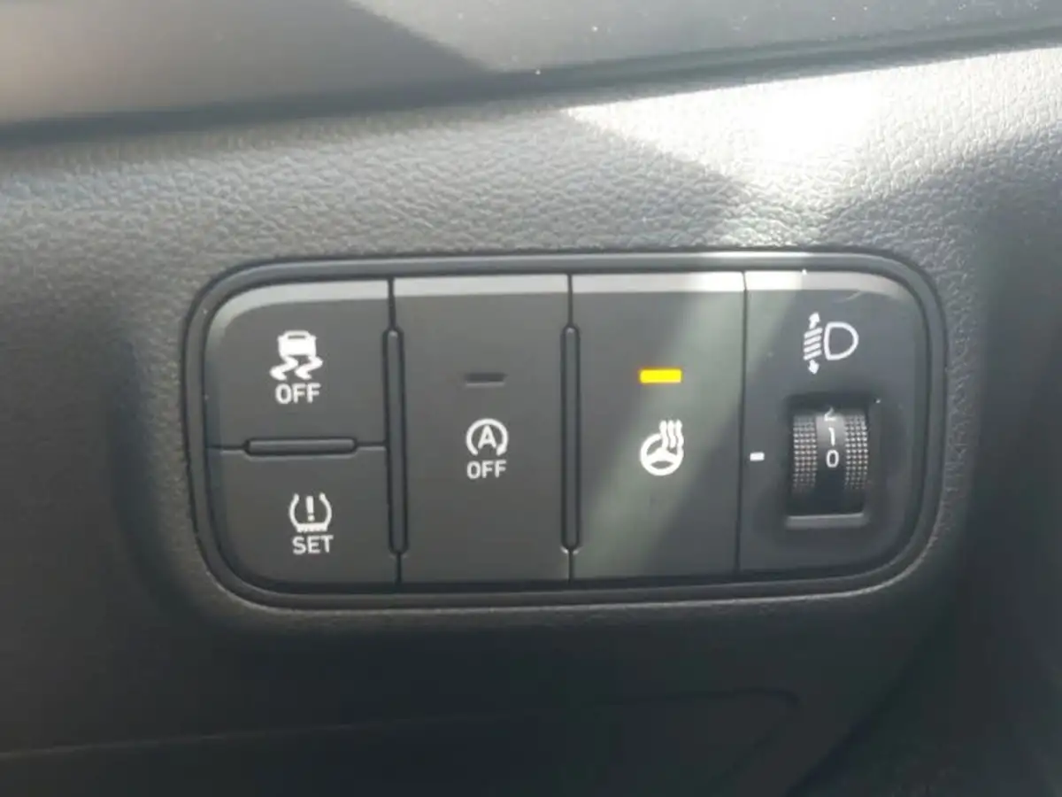 2025-hyundai-bayon-10-t-gdi-ultimate-100ps-7dct-big-13