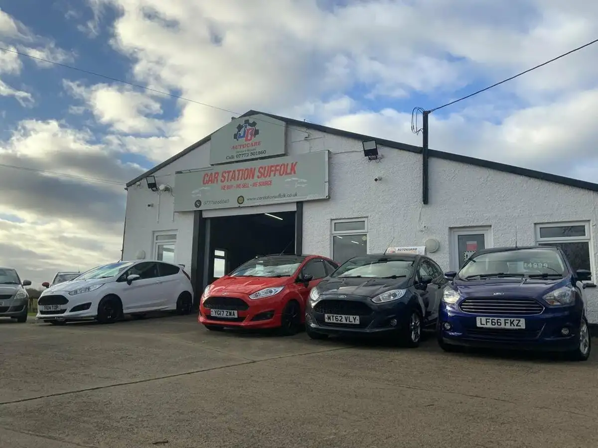 2012-ford-ka-12-titanium-69ps-big-39