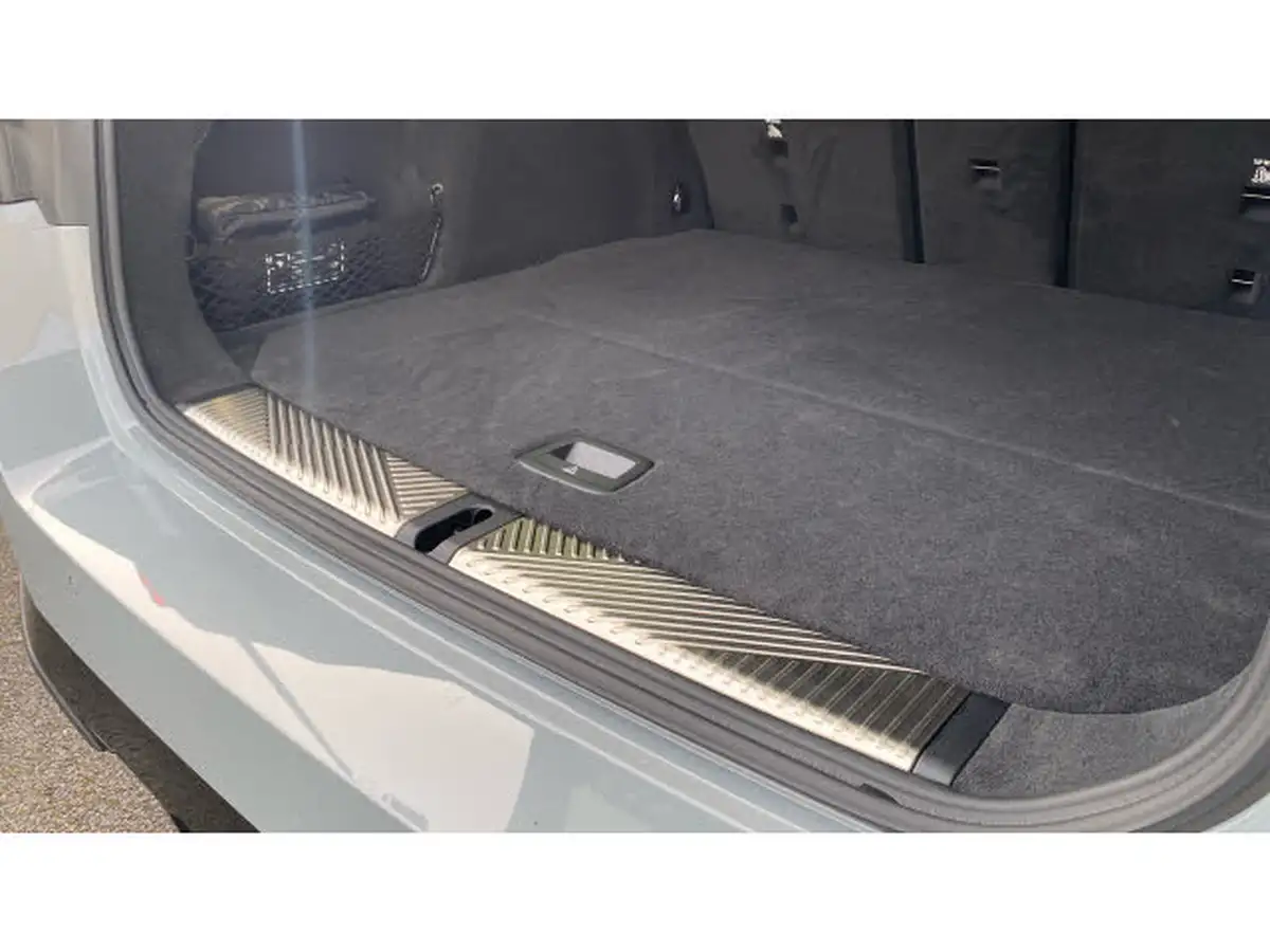 2025-bmw-5-series-20-530e-m-sport-touring-5d-big-24