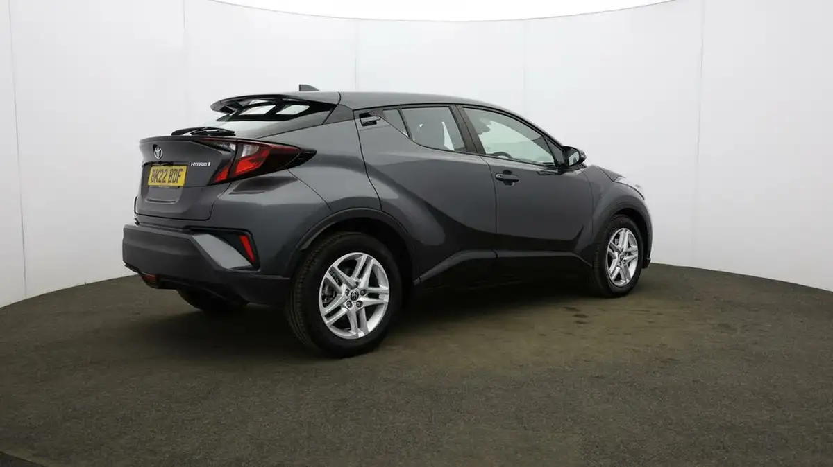 2022-toyota-c-hr-18-vvt-i-icon-big-57