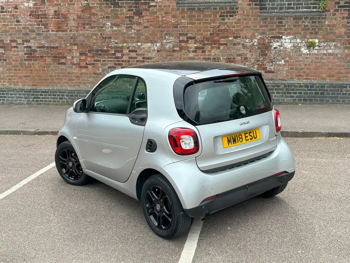 2018-smart-fortwo-10-prime-premium-coupe-twinamic-big-6