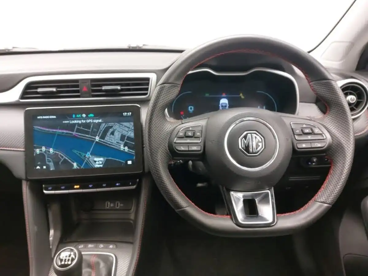 2024-mg-zs-suv-10t-gdi-exclusive-big-6