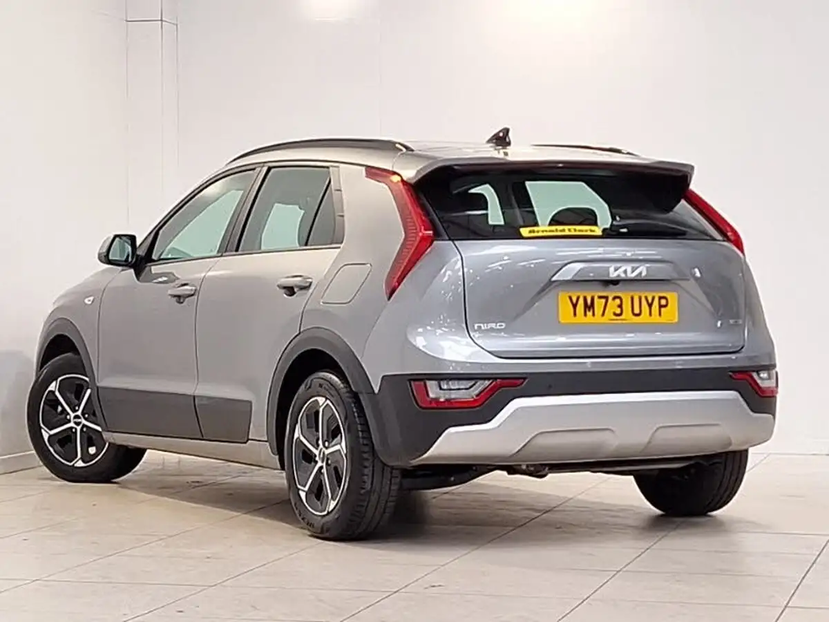 2024-kia-niro-16-gdi-139bhp-hev-132kwh-big-1