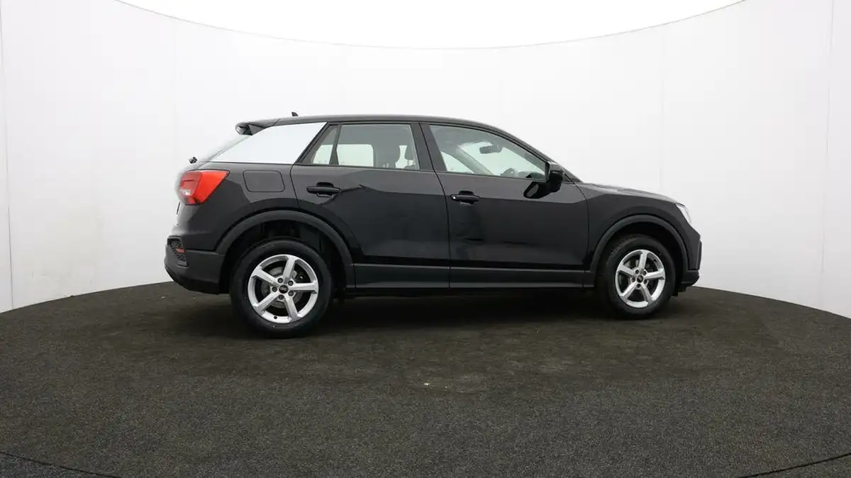 2022-audi-q2-10-30-tfsi-technik-big-37