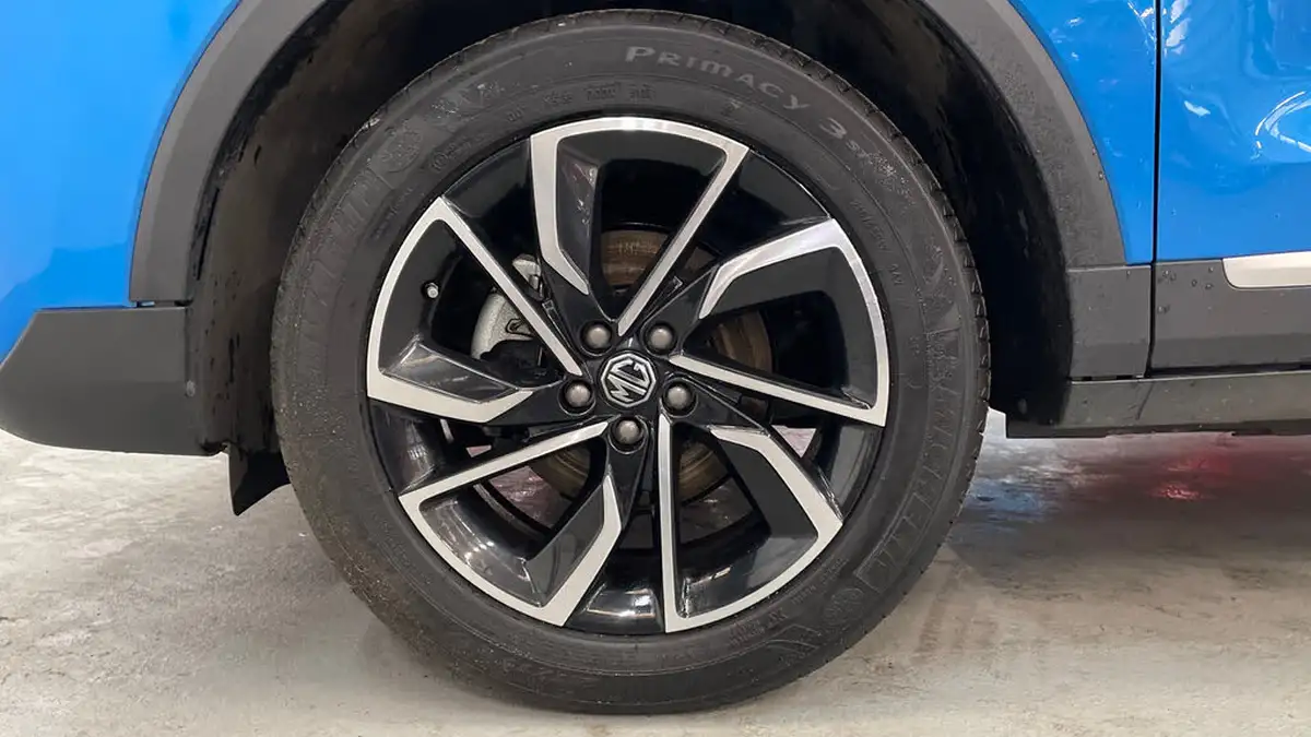 2024-mg-zs-suv-10t-gdi-exclusive-big-16
