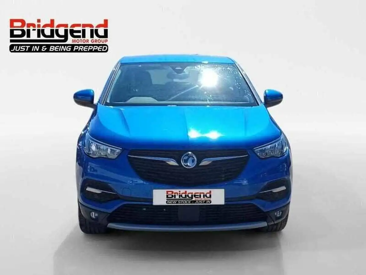 2019-vauxhall-grandland-x-12-tech-line-nav-big-1