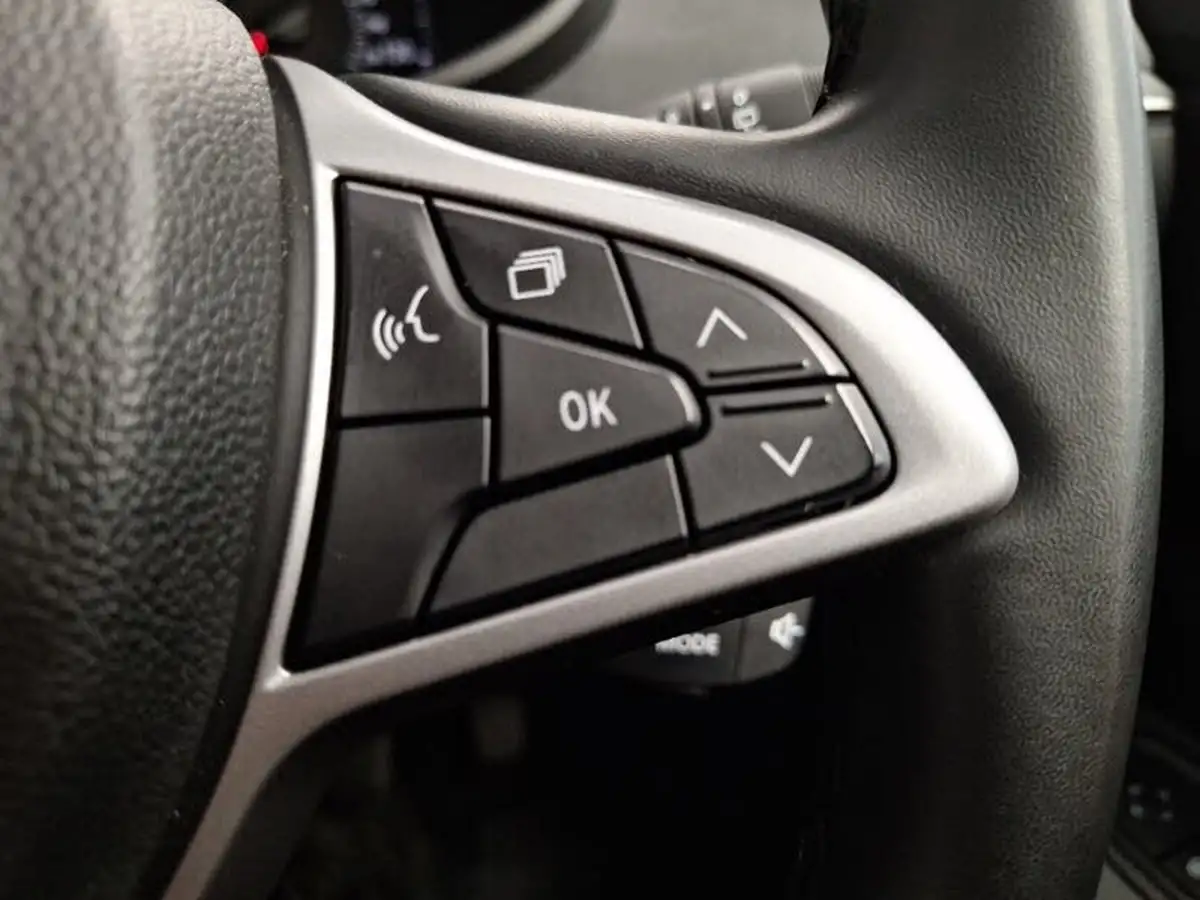2023-dacia-sandero-stepway-10-tce-essential-90bhp-big-15