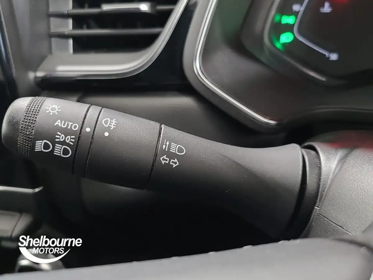2022-renault-captur-10-tce-rive-gauche-se-big-31
