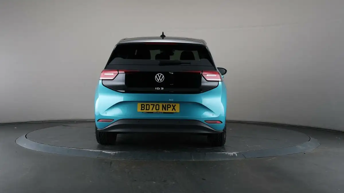 2020-volkswagen-id3-e-business-big-33