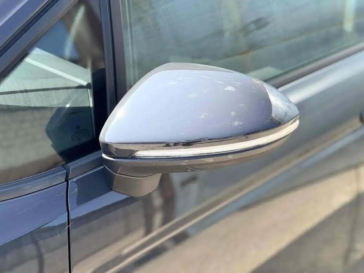 2018-volkswagen-touran-20tdi-se-family-dsg-big-10