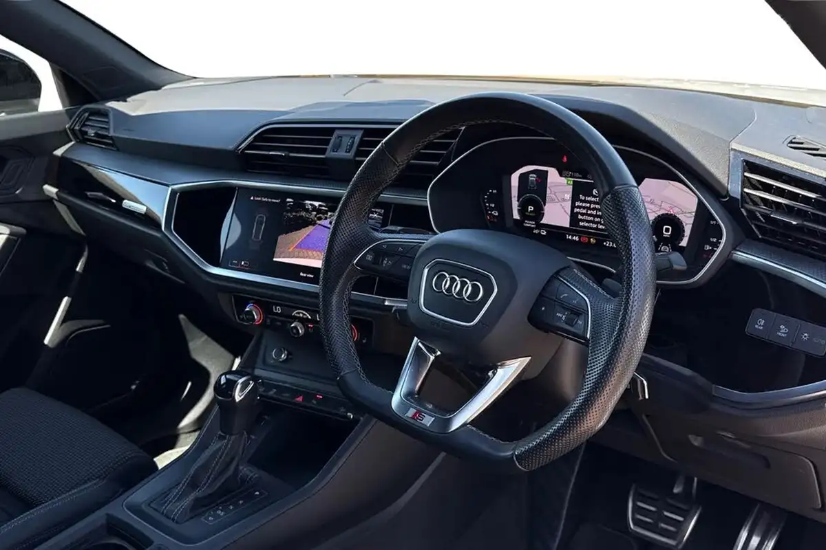 2023-audi-q3-14-45-tfsi-e-black-edition-station-wagon-big-13